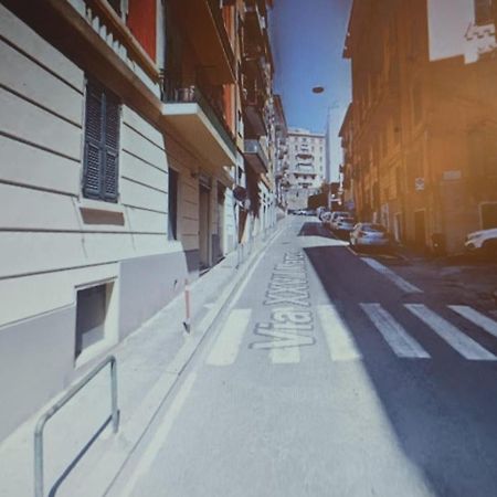 Casa Vacanze Buddy La Tua Base Per Visitare Il Mare Delle Cinque Terre Διαμέρισμα Λα Σπέτσια Εξωτερικό φωτογραφία