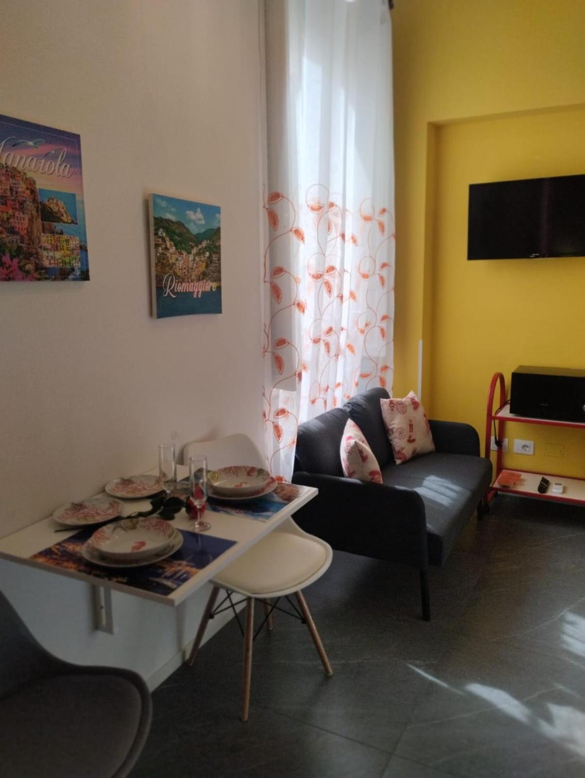 Casa Vacanze Buddy La Tua Base Per Visitare Il Mare Delle Cinque Terre Διαμέρισμα Λα Σπέτσια Εξωτερικό φωτογραφία
