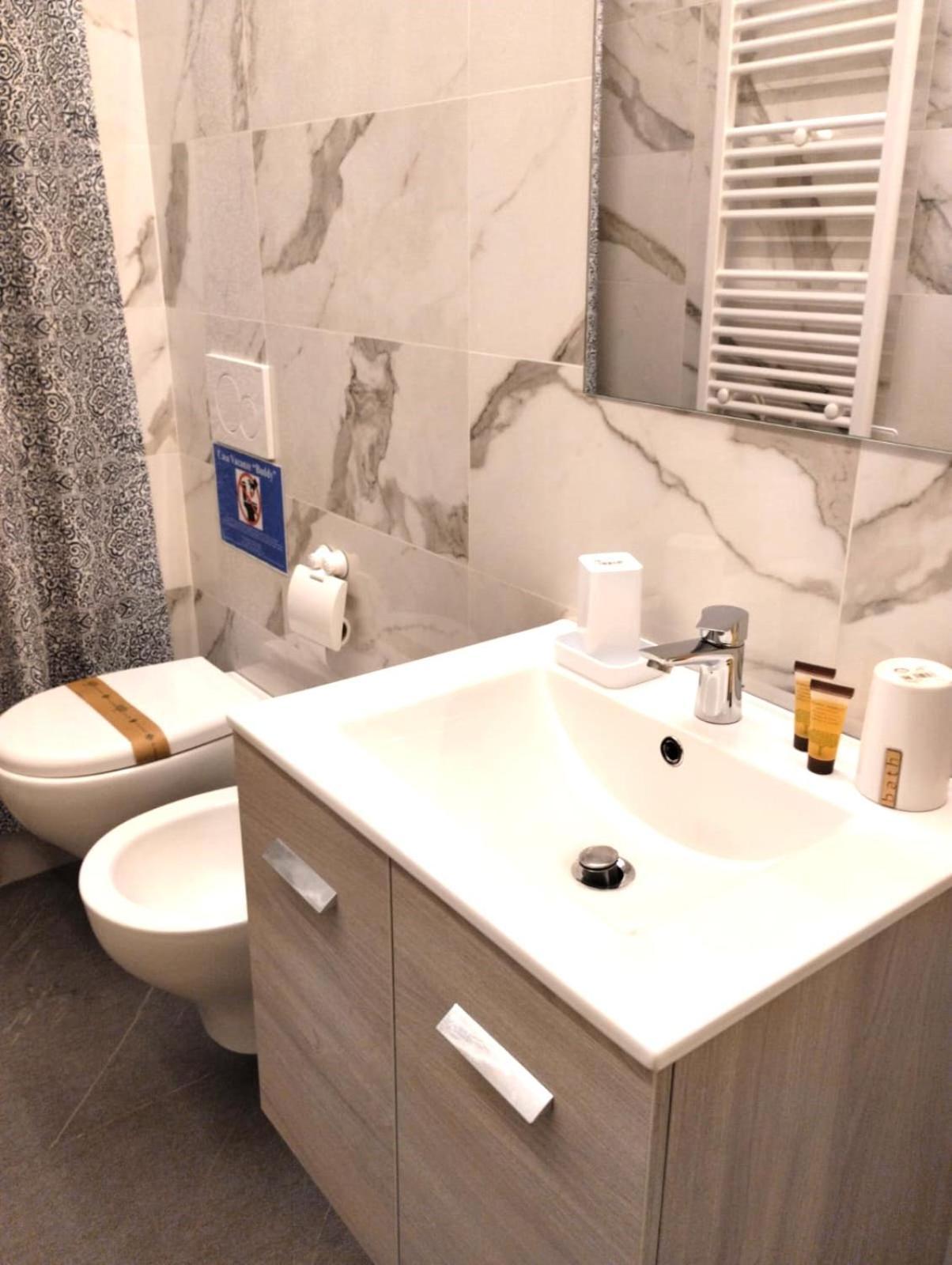 Casa Vacanze Buddy La Tua Base Per Visitare Il Mare Delle Cinque Terre Διαμέρισμα Λα Σπέτσια Εξωτερικό φωτογραφία
